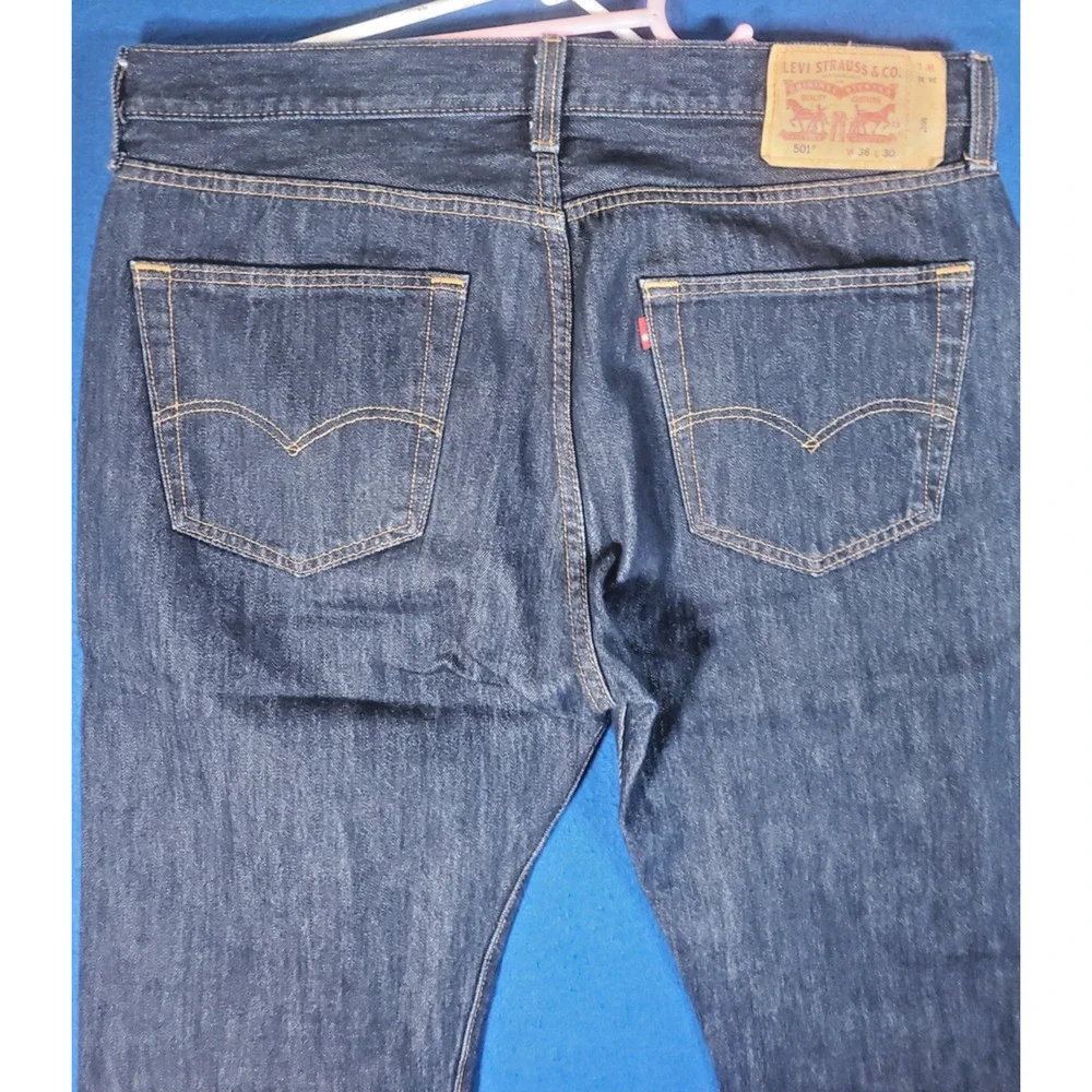 Levis 501 Mens Jeans 36x30 Blue Original Fit Straight Leg Button Fly